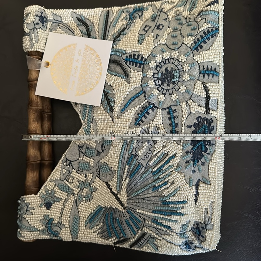 Beaded Floral Wristlet Clutch in Cream and Blue - Picture 7 of 9